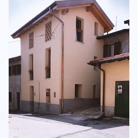 Al Salto Del Gatto Schianno Exterior photo